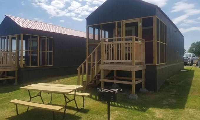 Mead Cabina | Lake Texoma Lakefront Cabin - Knotts Landing
