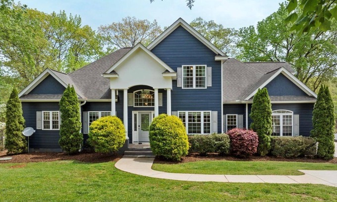 Wise Casa | Lake Therapy | Waterfront | Pet-friendly