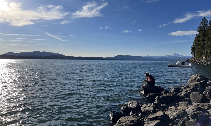 Lake Almanor Country Club Casa | Lake View Cottage in Lake Almanor Country Club!