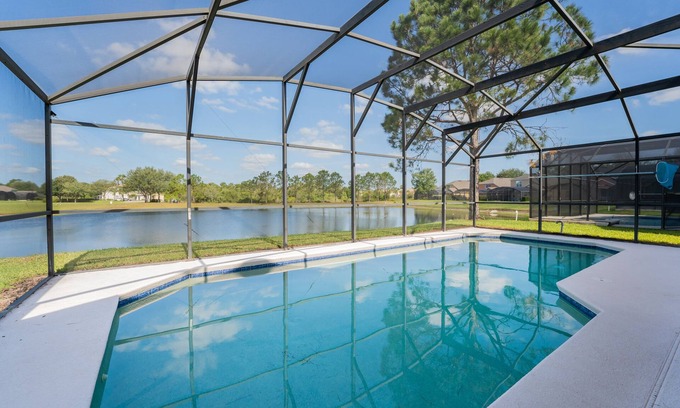 Silver Creek Casa | de una sola planta de 4 dormitorios, 2. 5 baños con piscina privada y vistas al lago