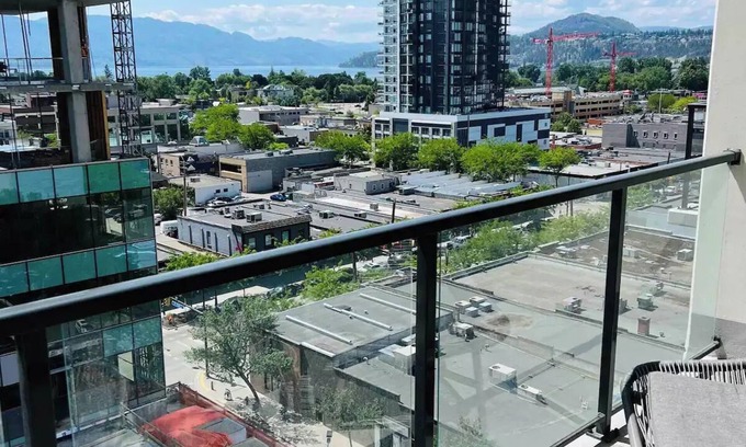Downtown Kelowna Apartamento | Lake View Condo 3 in Kelowna
