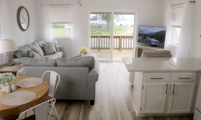 Houghton Lake Heights Cabaña | Lake View Cottage in Roscommon with beach access and playground!