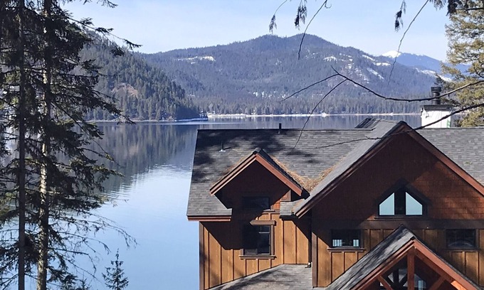 Coolin Casa | Lake View Couples Get-Away — Year Round Fun!!