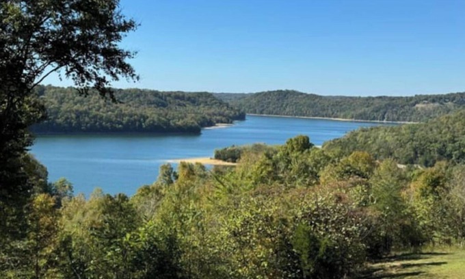Byrdstown Casa | Lake View House
