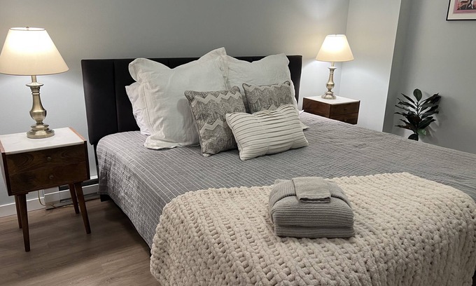 The Galena Territory Casa | Lake view, newly renovated home