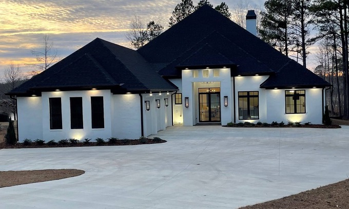 Northport Casa | Lake Views on Lake Tuscaloosa