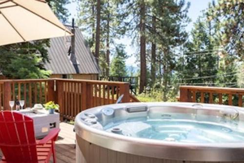 Kings Beach Casa | Lake Views, Pet-Friendly Cabin with Hot-Tub in King's Beach