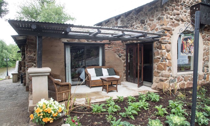 Greater Kokstad Otro | Lake Villa Room 14