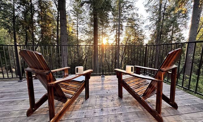 Pollock Pines Cabina | Lake, Winery, Apple Hill