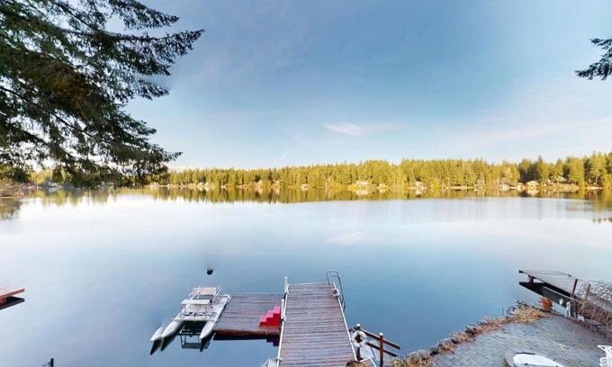 Mason County Casa | Lake Wooten Cabin