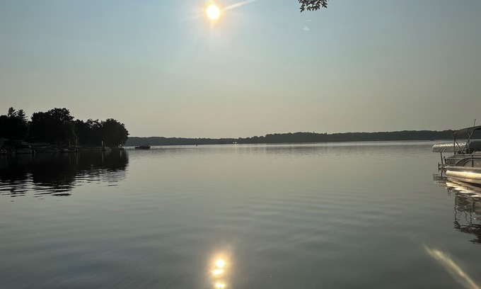 Paris Cabaña | Lakefront 2 Bedroom Cottage Getaway on Chippewa Lake, Michigan