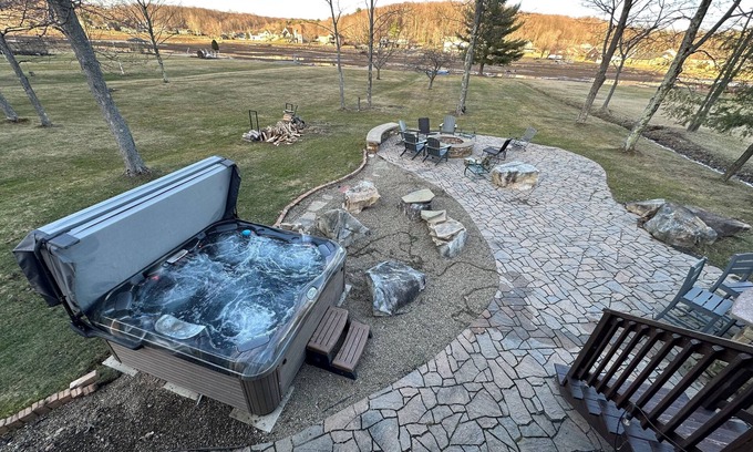 Treasure Lake Casa | Frente al lago 4BR / 3. 5BA House, * Alquiler frente al lago superior en Treasure Lake