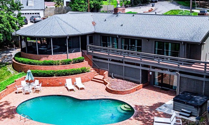 Dixie - Berryhill Apartamento | Hot Tub+Sparkling Pool+Gorgeous Views