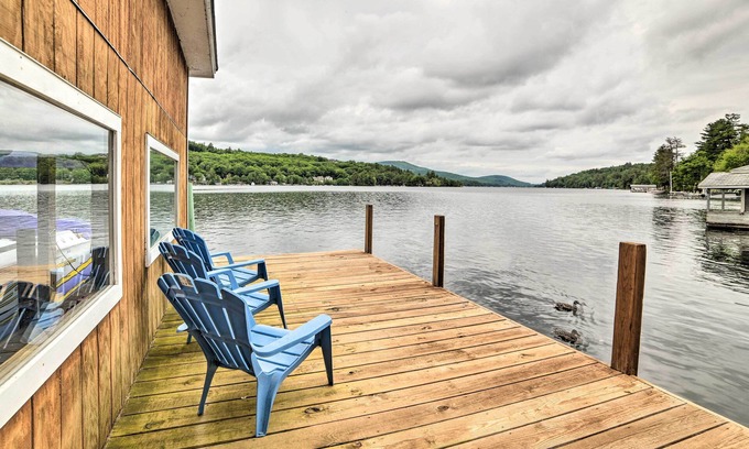Alton Bay Casa | Lakefront Alton Bay Retreat w/ Dock Near Beaches!