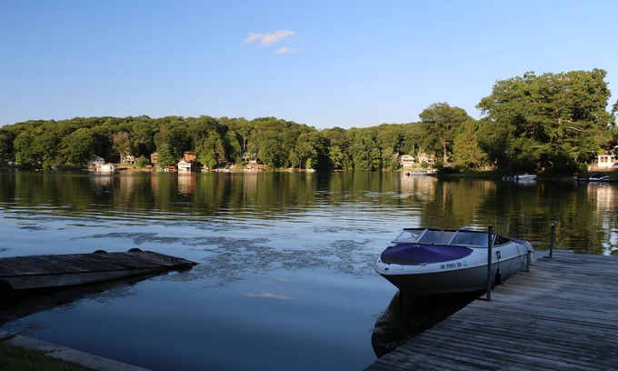 Hopatcong Apartamento | Relajante Lake Retreat Para la diversión del verano O Hielo Invierno Pesca O Snowboard