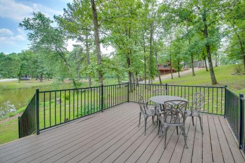 Mid America Casa | Lakefront Arkansas Home with Dock and Sunroom