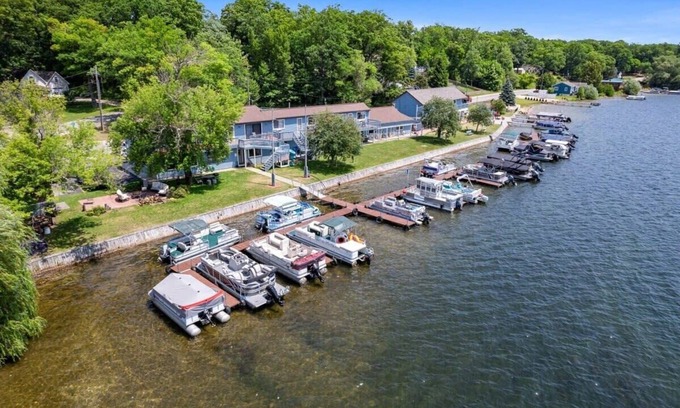 Mayfield Apartamento | Lakefront at Fife Lake Lodge 6 double beds