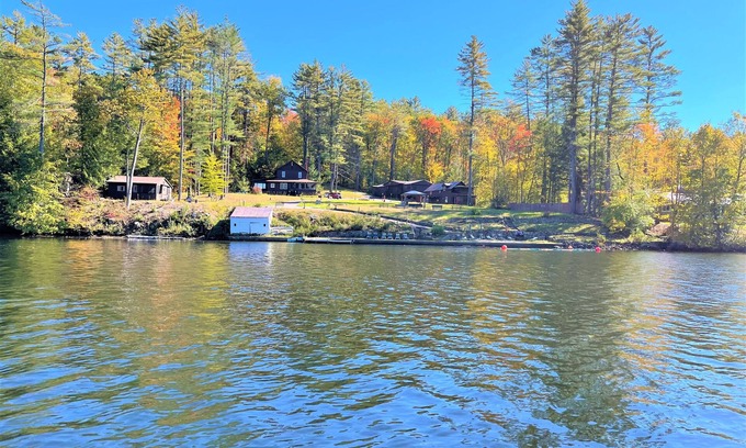Lake Luzerne Casa | Lakefront Beach House