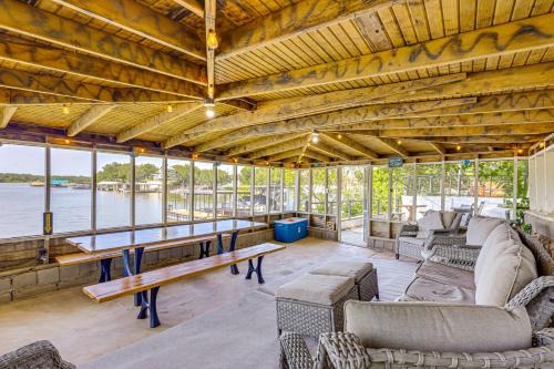 Brownwood Casa | Lakefront Brownwood Home with Private Boat Dock