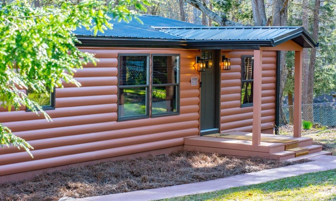 Reed Creek Cabina | Lakefront Cabin at Lake Hartwell