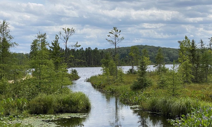 New Auburn Cabina | Lakefront Cabin… newly remodeled, full access to all your recreational needs!