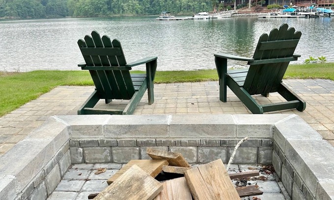 Six Mile Cabina | Lakefront Cabin on Keowee with Private Dock