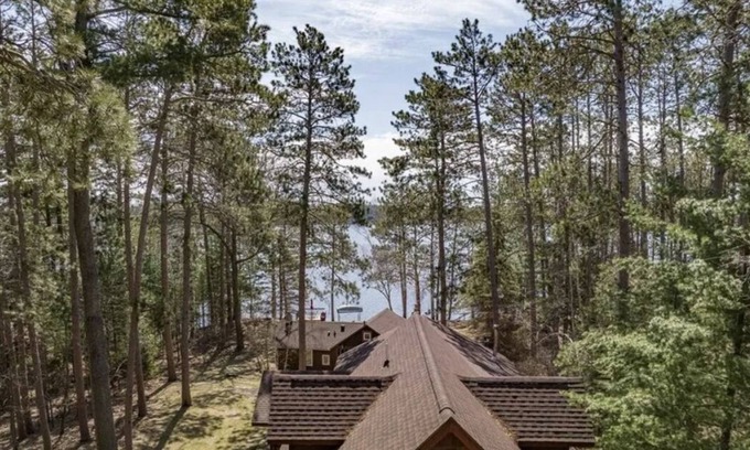 Crosslake Cabina | Lakefront Cabin on Whitefish Chain - sleeps 13
