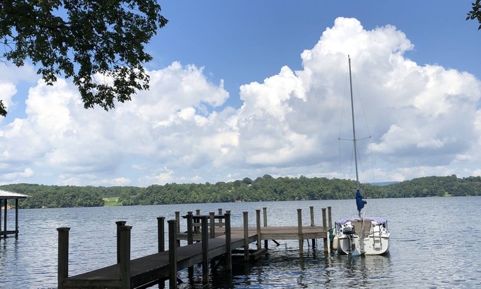 Chickamauga Lake Cabina | Lakefront Cabin with Dock & Ramp