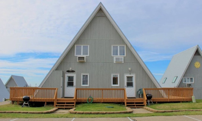 Stevensville Casa | Lakefront Chalet #18 w/ Beach Access, Pools, Sport Courts, Fishing Pond & more!