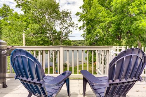 Forest Grove Casa | Lakefront Cottage 2 Mi to Palladium in Worcester!