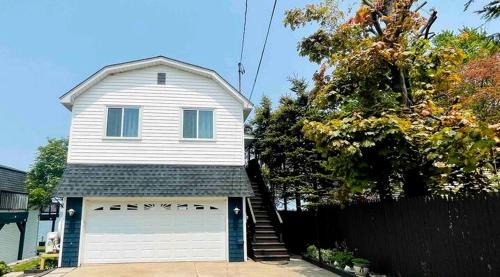 Town of Somerset Casa | Lakefront Cottage with Spacious Deck and Great Views in NY
