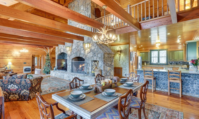 Mentone Casa | Lakefront Custom-Built Mentone Home: Game Room!