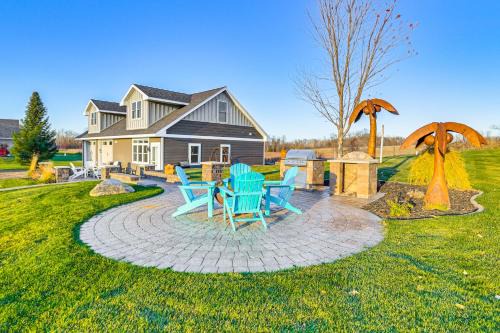 Dent Casa | Lakefront Gem Grills and Fire Pit in Dent
