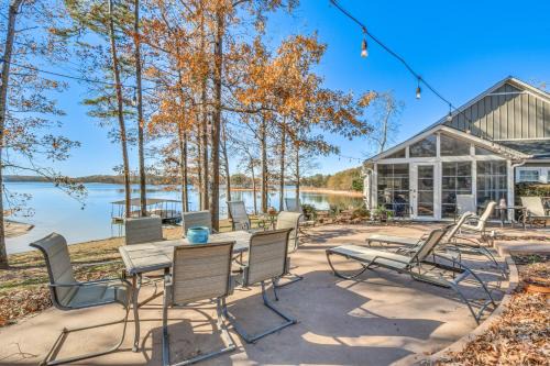 Fair Play Casa | Lakefront Gem with Boat Dock and Patio in Fair Play