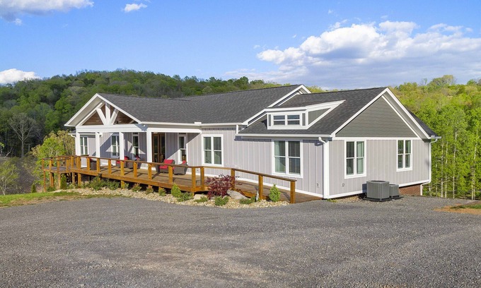 Maynardville Casa | Lakefront Getaway at Swan Seymour w/ Kayaks