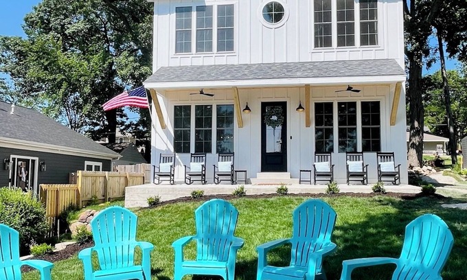 Delavan Lake Cabaña | Lakefront Haven: Waterfront Oasis with Dock, Spacious Swim Pier & Pano Lake view