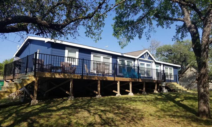 Burnet Casa | Casa Azul - Tranquil Setting at Lake Buchanan