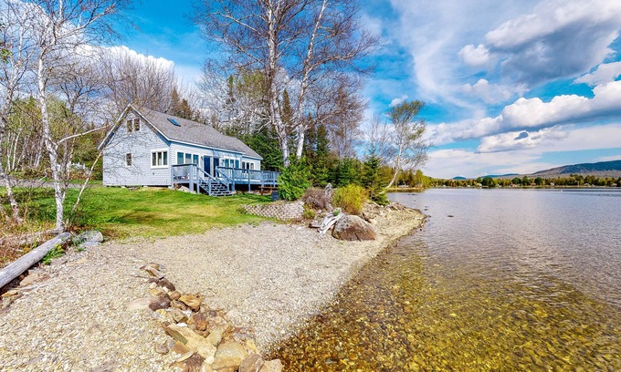 Greenville Cabaña | Lakefront home with private dock, mooring, pebble beach, grill, & firepit