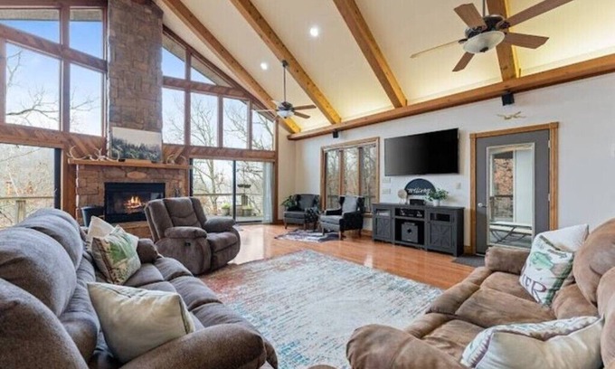 Rogers Casa | Lakefront Home-NEW Hot Tub- Water Access from Yard-Kayaks-Patio-Game Room