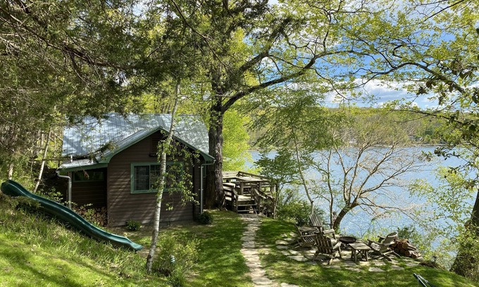 Copake Lake Casa | Pacífica, Cottage bañadas por el sol y casa de huéspedes en Copake Lake - puestas de sol espectaculares