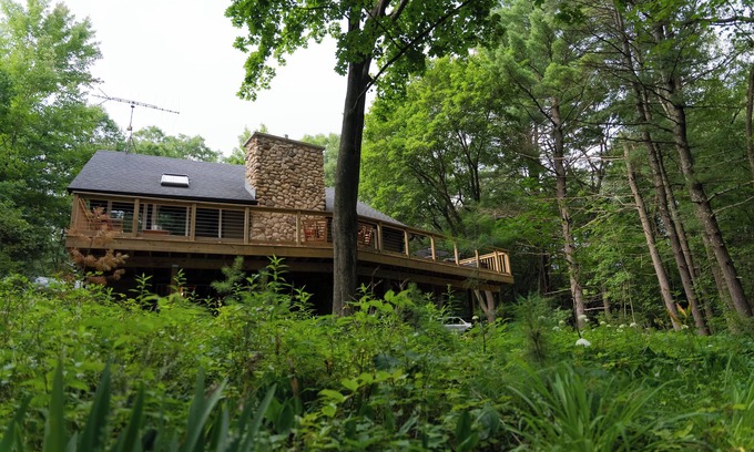 Wautoma Cabina | Lakefront Home on quiet sandy lake near peaceful Wautoma Kayaks, Canoe, beach