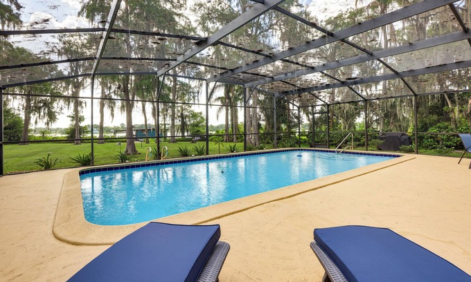 Edgewood Casa | Lakefront Home w/ Hot Tub & Dock in Orlando!