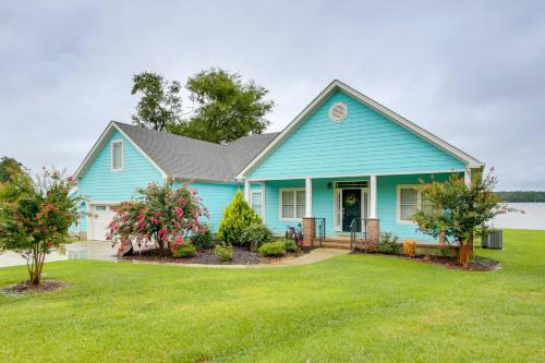 Cross Hill Casa | Lakefront Home with Hot Tub and Dock in Cross Hill!