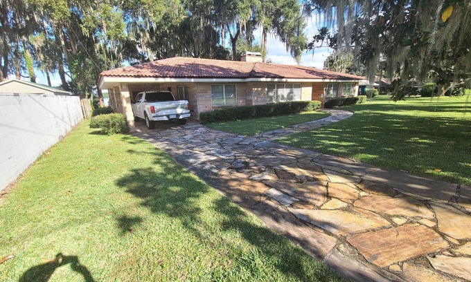 Winter Haven Casa | Lakefront house for rent