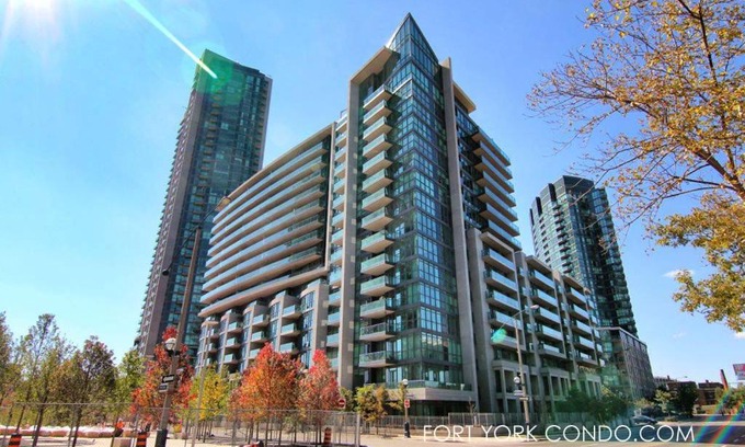 Fort York Apartamento | Lakefront living Downtown Toronto - Free Parking, Gym, Indoor Pool