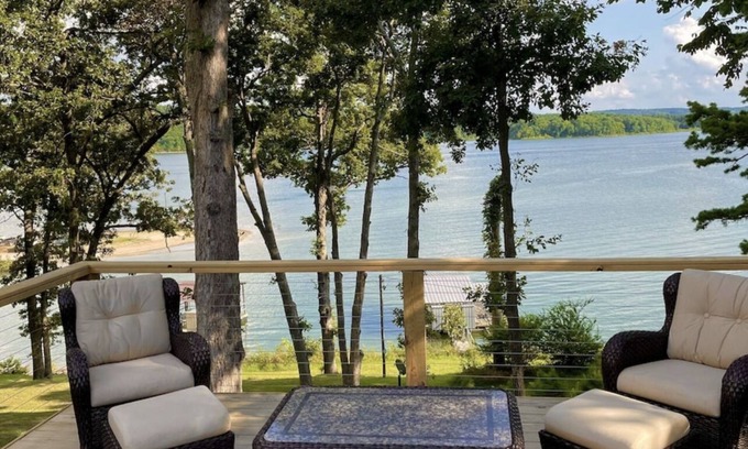 Rogers Casa | Lakefront Luxury! Direct/Easy Water Access, Spa, Fire Pit & Boat Launch