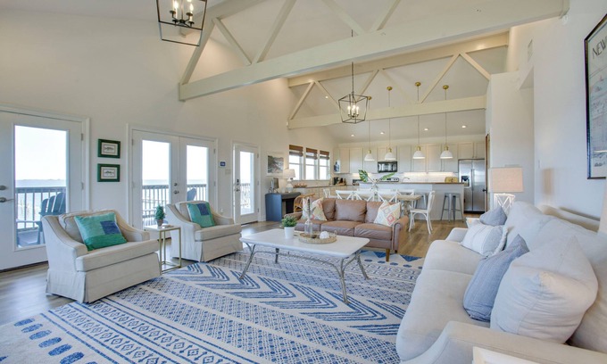 Lake Catherine Casa | Lakefront NOLA Home w/ Hot Tub & Views!