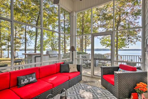 Cross Hill Casa | Lakefront Paradise with Fire Pit - Dogs Welcome!