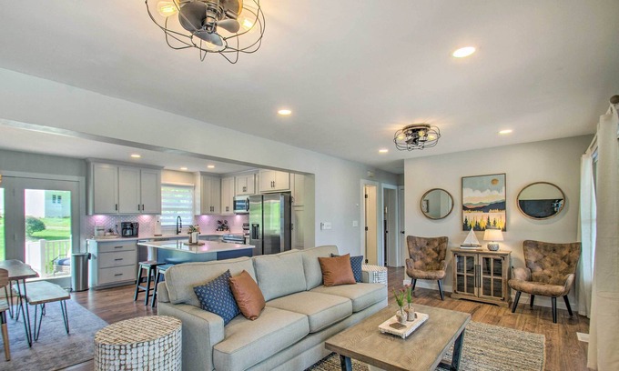 Penhook Casa | Lakefront Penhook Home w/ Private Dock & Slip