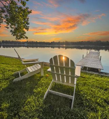 Pierceton Casa | Lakefront Pierkayakspaddleboatfishing